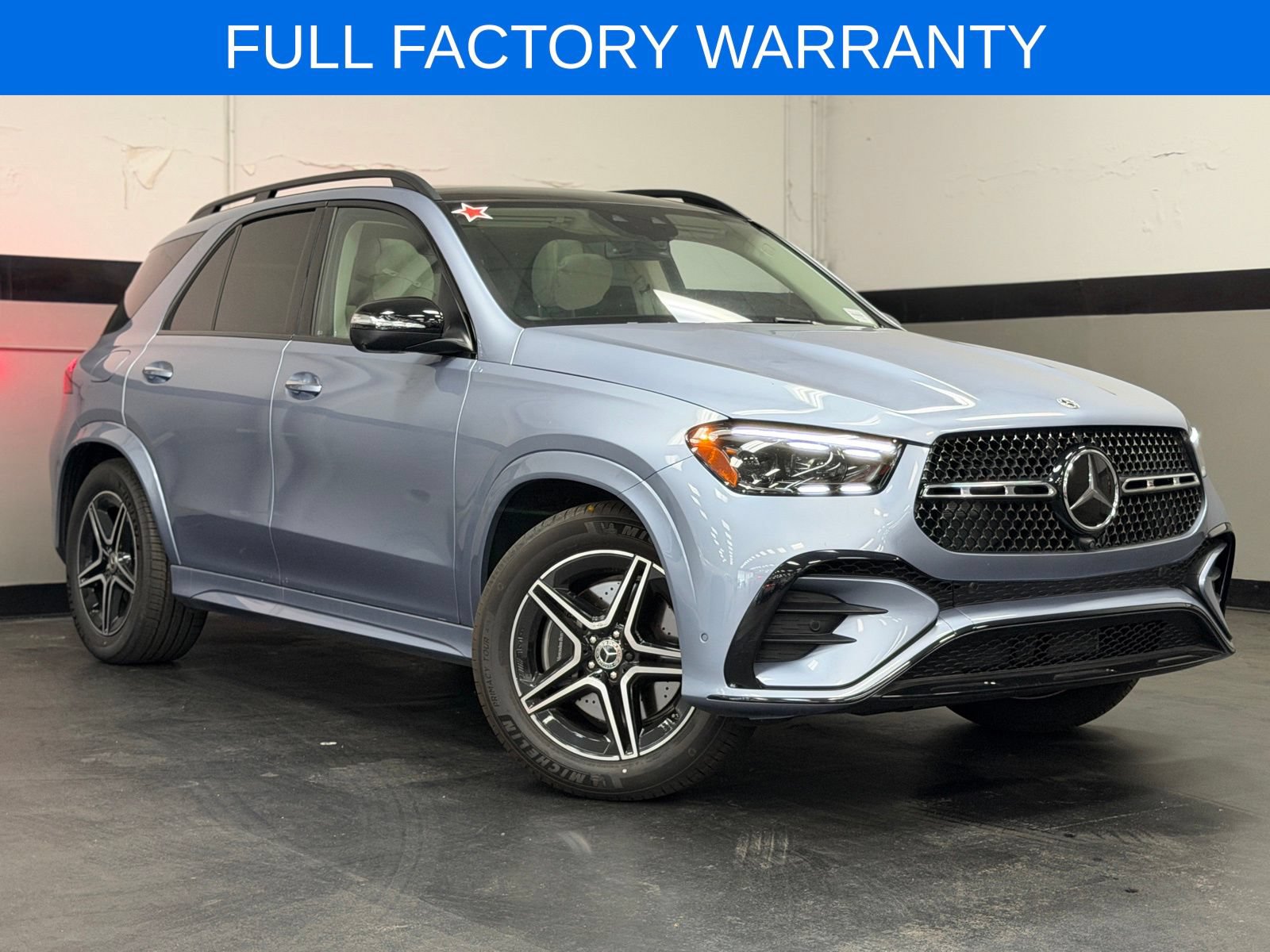 Used 2025 Mercedes-Benz GLE 350 4MATIC image 2