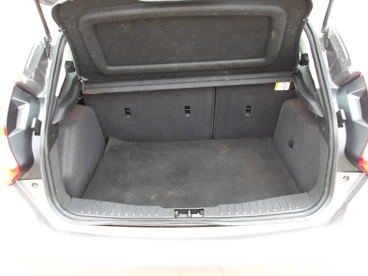 Used 2014 Ford Focus SE FWD image 22