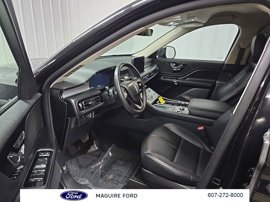 Used 2022 Lincoln Aviator Standard w/ Elements Package image 31
