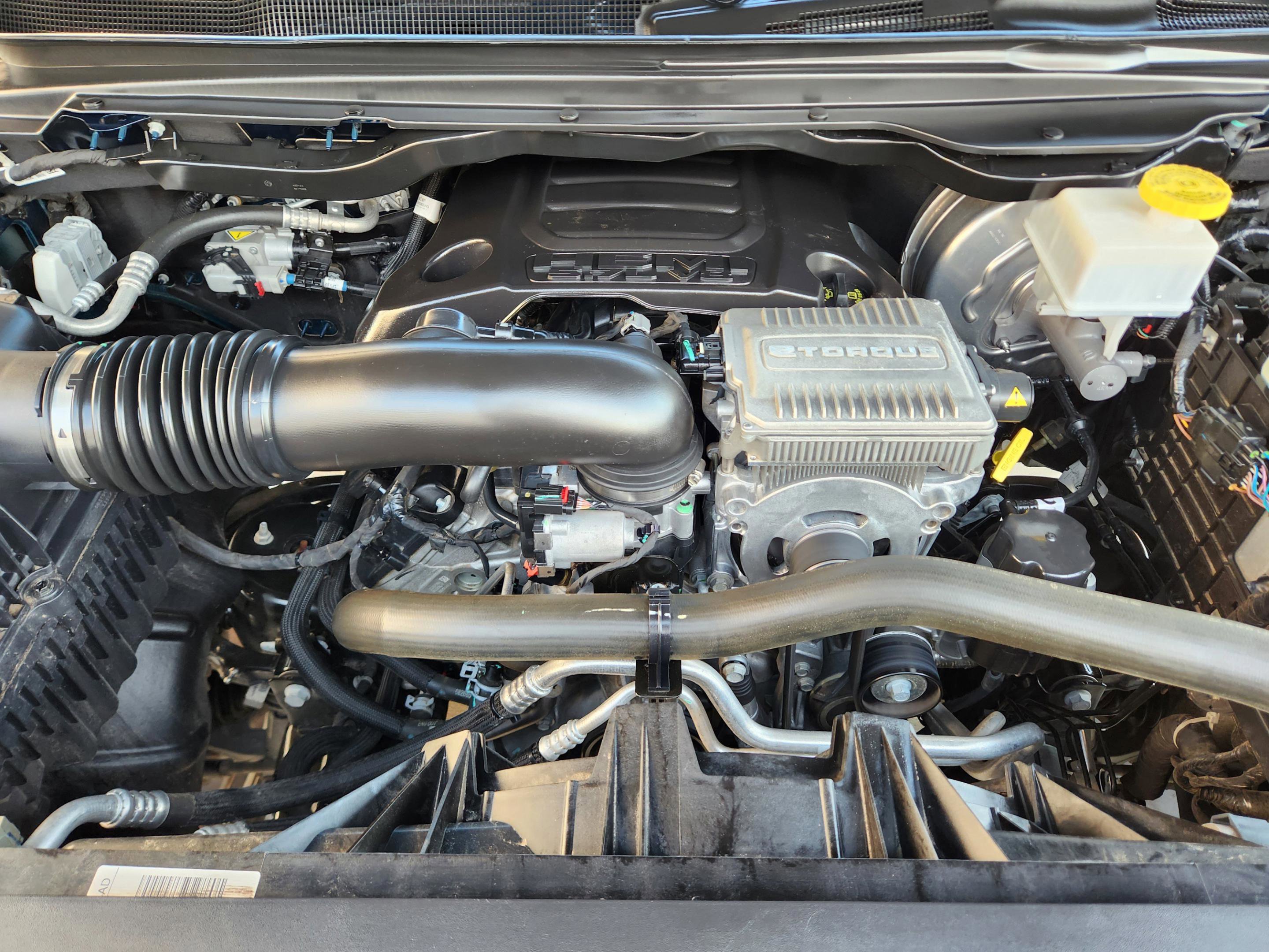 Used 2024 RAM 1500 Laramie AWD/4WD image 26