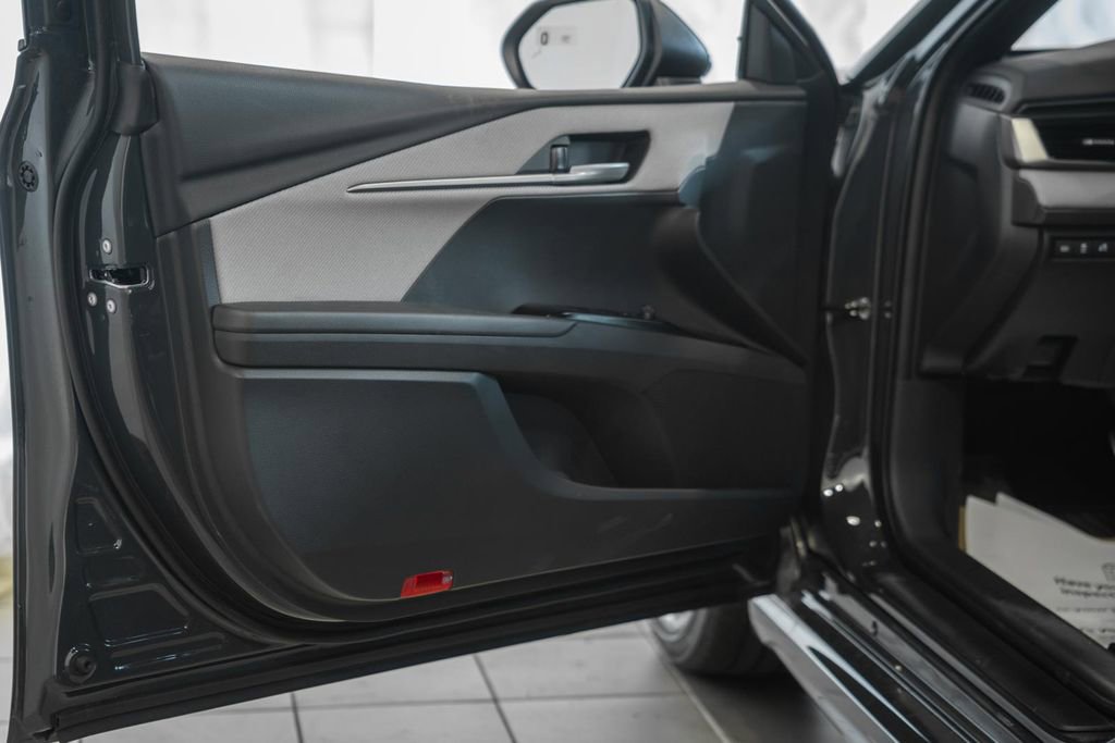 New 2026 Toyota Camry SE FWD image 38