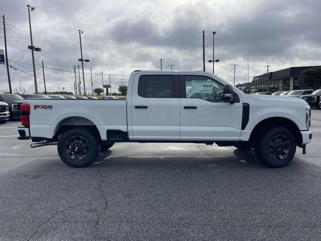 New 2026 Ford F250 4x4 Crew Cab Super Duty image 2