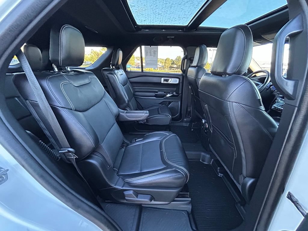 Used 2022 Ford Explorer ST w/ Technology Package AWD/4WD image 31