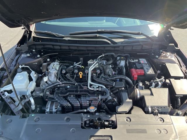 Used 2024 Nissan Altima 2.5 SV image 11