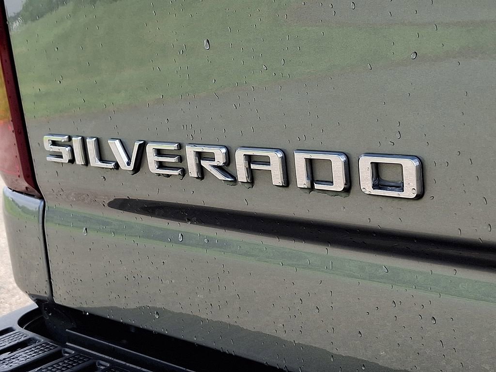 Used 2025 Chevrolet Silverado 2500 LT w/ Safety Package AWD/4WD image 29