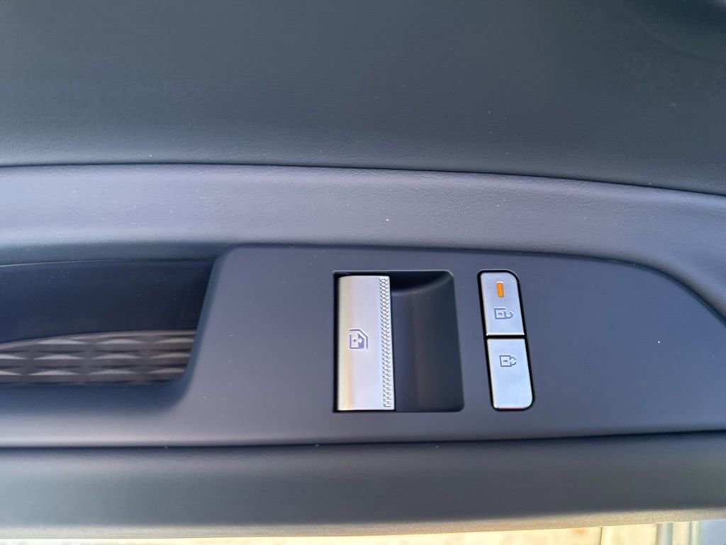 New 2026 Genesis GV80 3.5T e-SC image 14