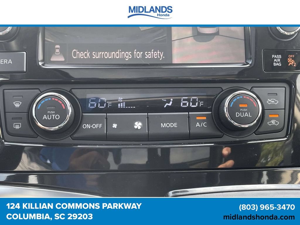 Used 2023 Nissan Maxima Platinum w/ Sport Mat Group FWD image 29