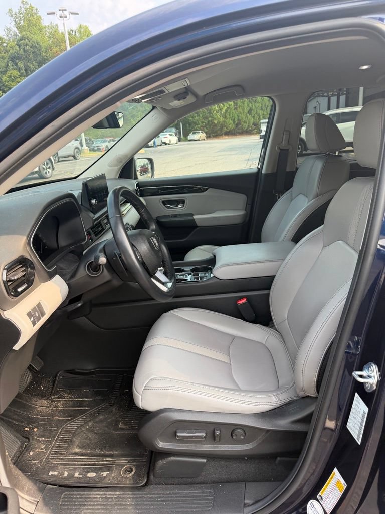 Used 2025 Honda Pilot EX-L image 40