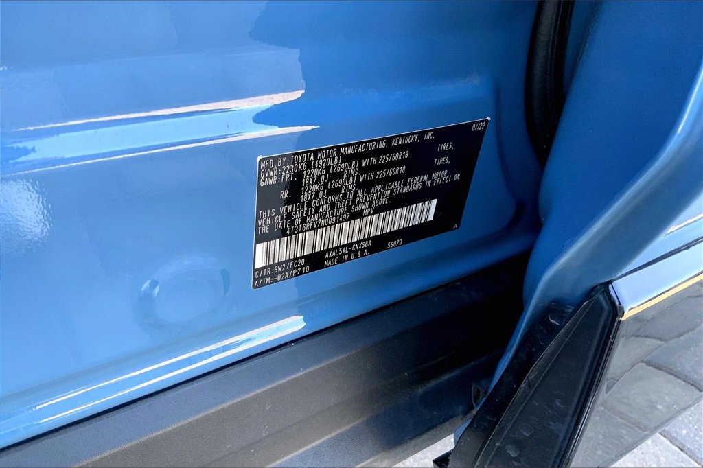 Used 2022 Toyota RAV4 SE image 19