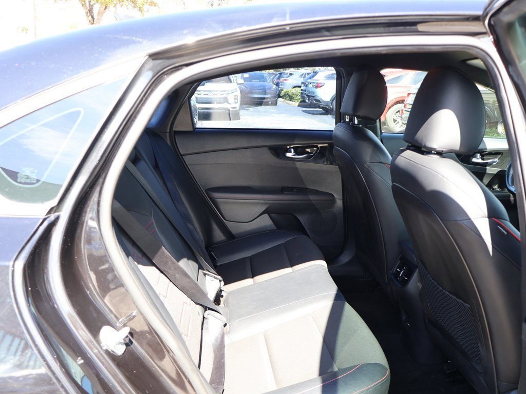 Used 2022 Kia Forte GT image 33