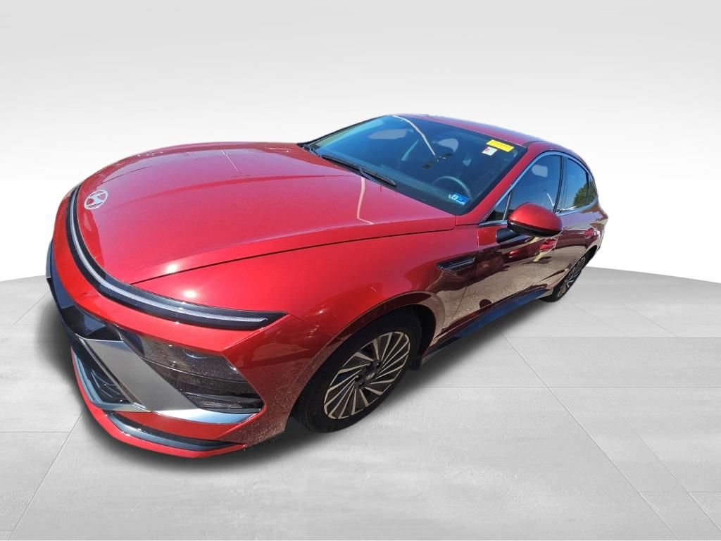 Used 2025 Hyundai Sonata SEL FWD image 2