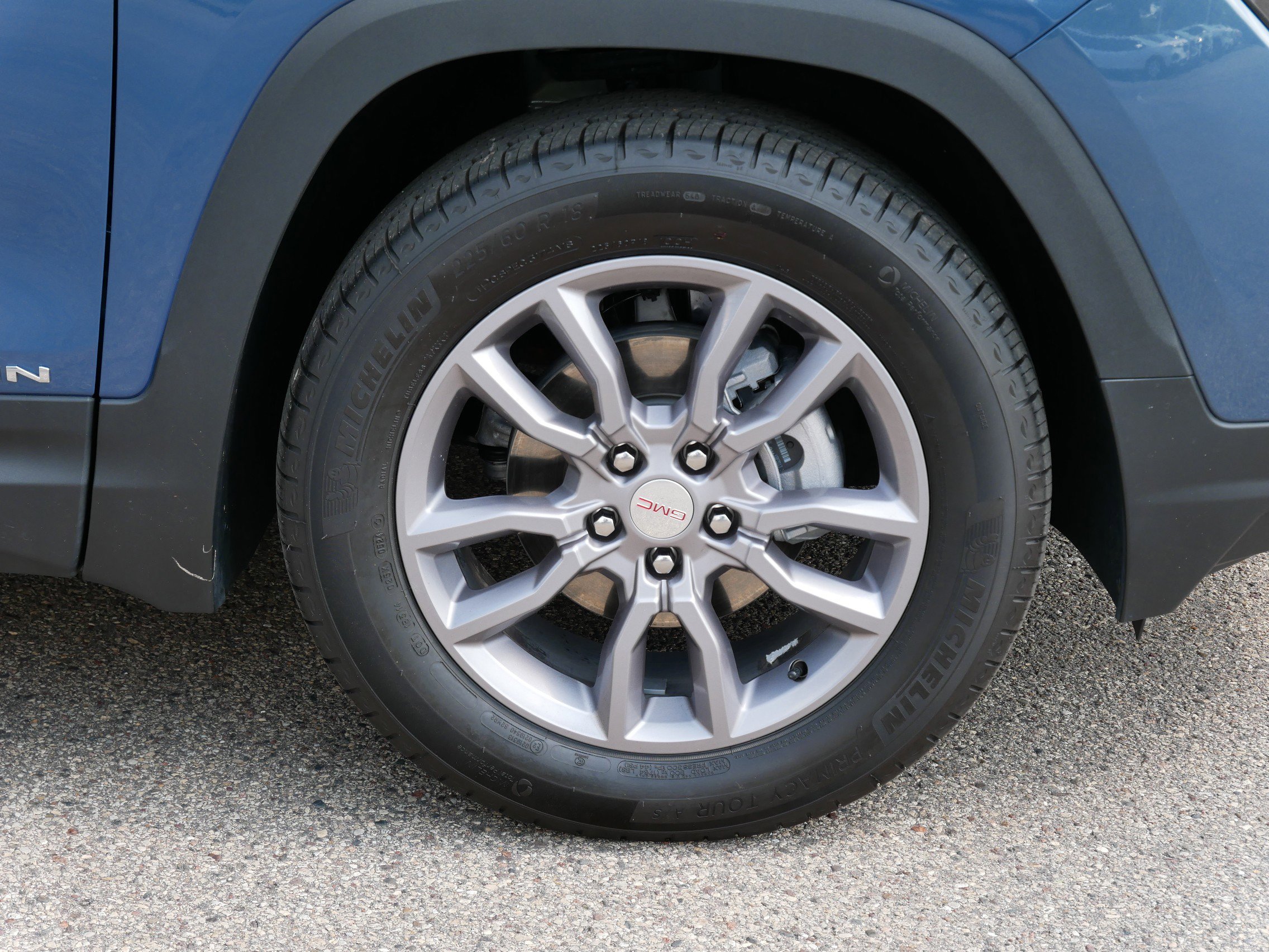 Used 2024 GMC Terrain SLT w/ Infotainment Package II image 11