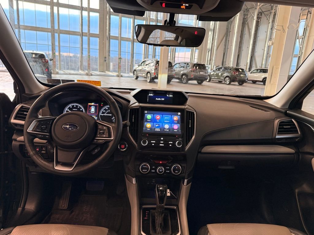 Used 2023 Subaru Forester Limited image 11