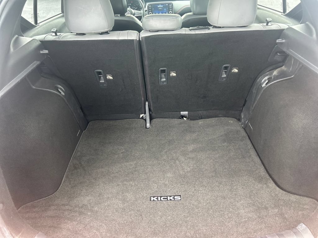 Used 2023 Nissan Kicks SR w/ SR Premium Package FWD image 26