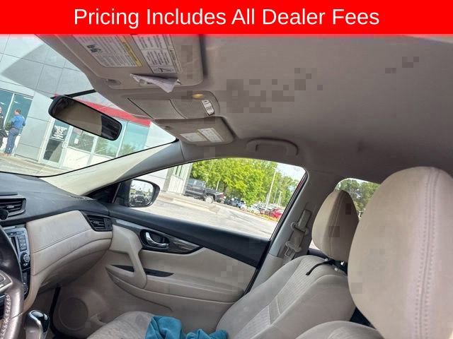 Used 2017 Nissan Rogue SV w/ SV Premium Package AWD/4WD image 4