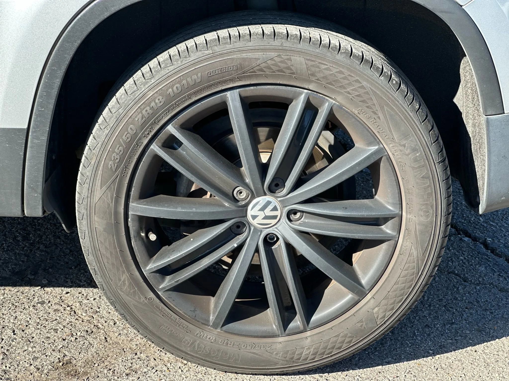 Used 2013 Volkswagen Tiguan SE AWD/4WD image 25