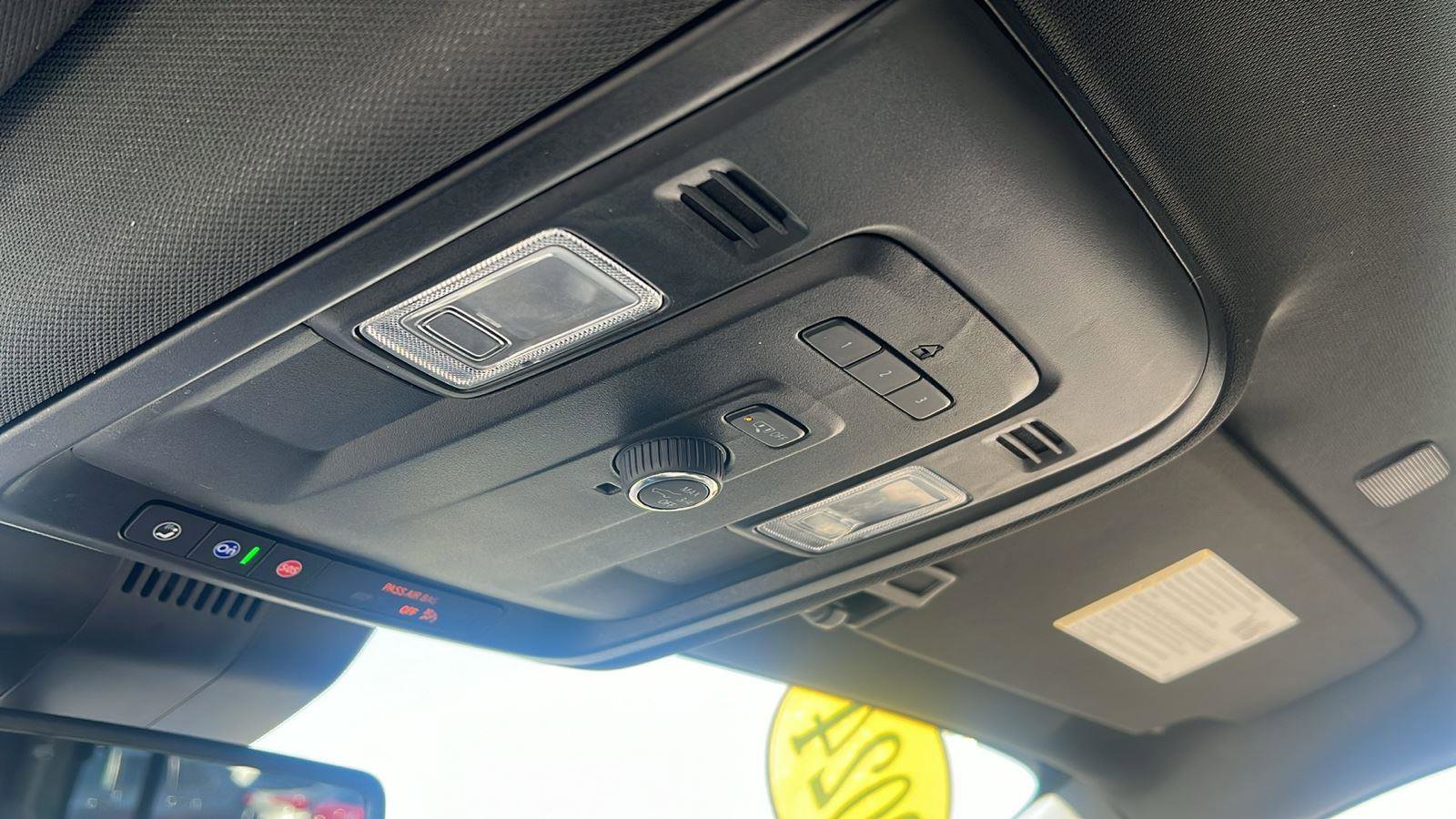 Used 2024 GMC Yukon SLT image 17