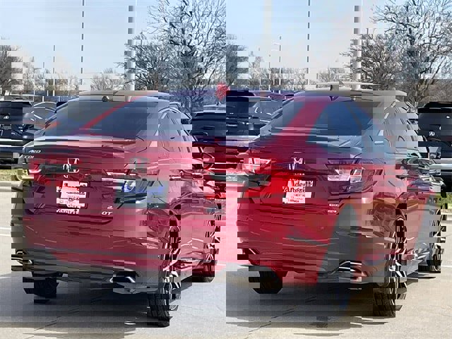 Certified 2021 Honda Accord Touring image 4