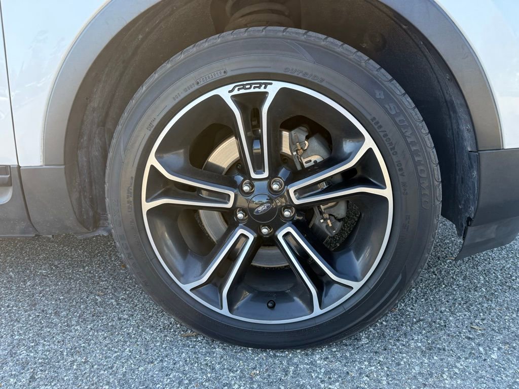 Used 2015 Ford Explorer Sport w/ Equipment Group 401A image 7