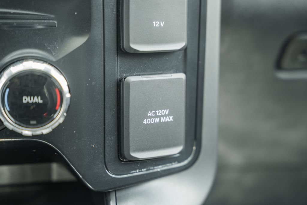 Used 2024 Ford F150 Lariat AWD/4WD image 35