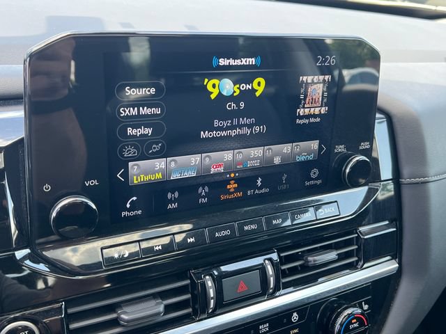 Used 2023 Nissan Pathfinder SL w/ SL Premium Package AWD/4WD image 21