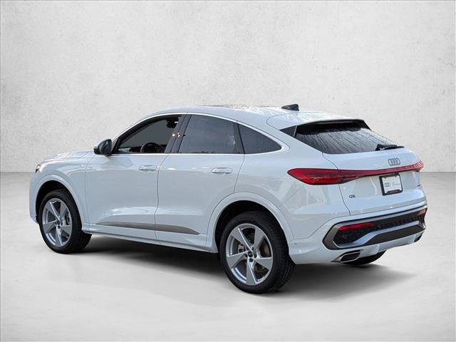 Certified 2025 Audi Q5 Premium Plus w/ Premium Plus AWD/4WD image 7