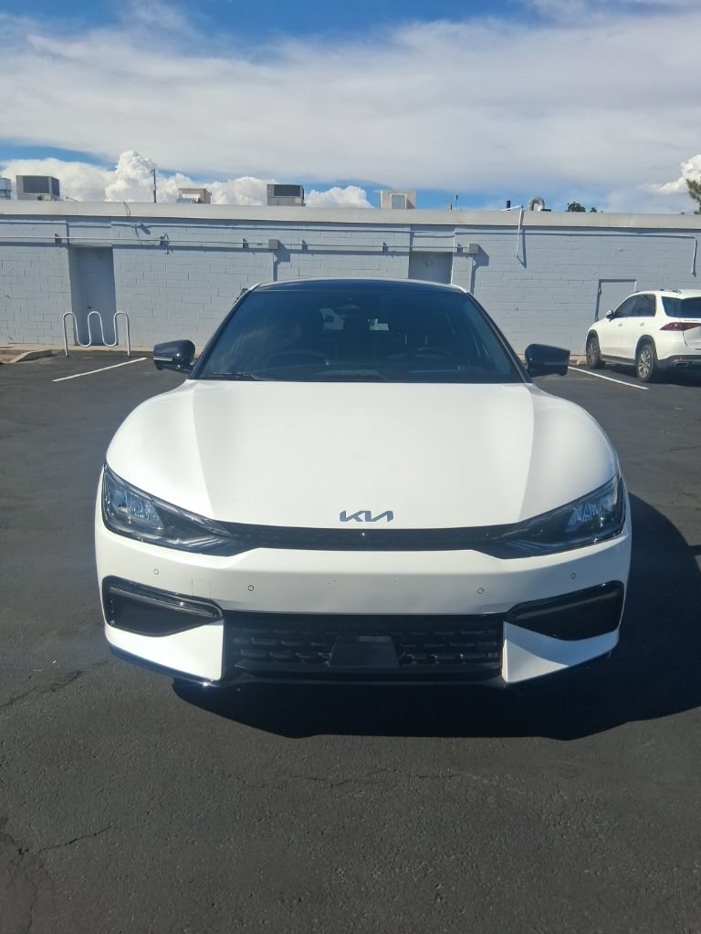 Used 2023 Kia EV6 GT-Line w/ GT-Line Suede Seat Package AWD/4WD image 2