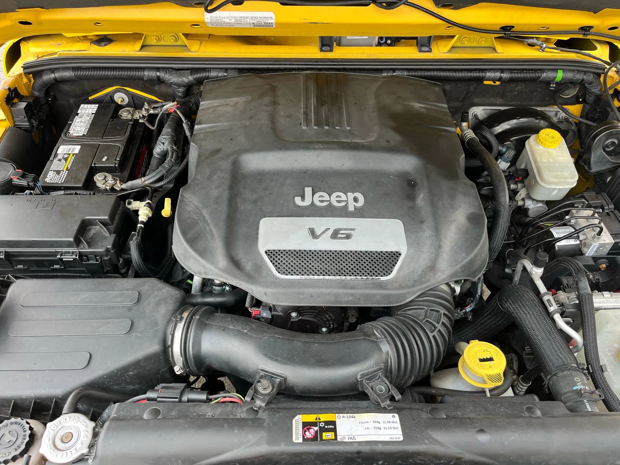 Used 2015 Jeep Wrangler Unlimited Sahara image 28