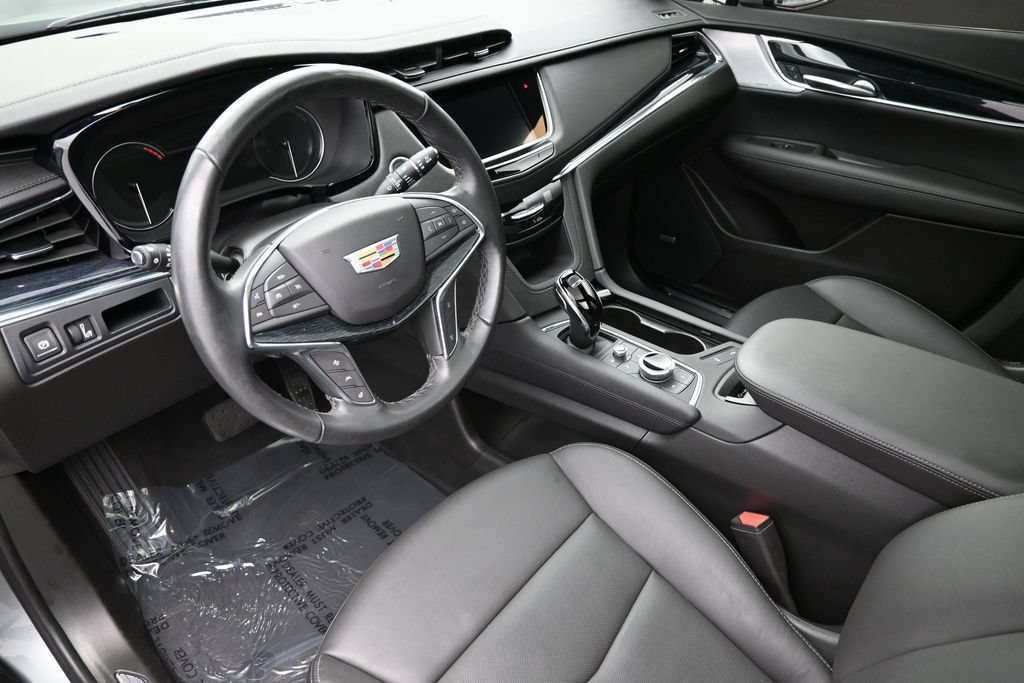 Certified 2024 Cadillac XT5 Premium Luxury AWD/4WD image 10