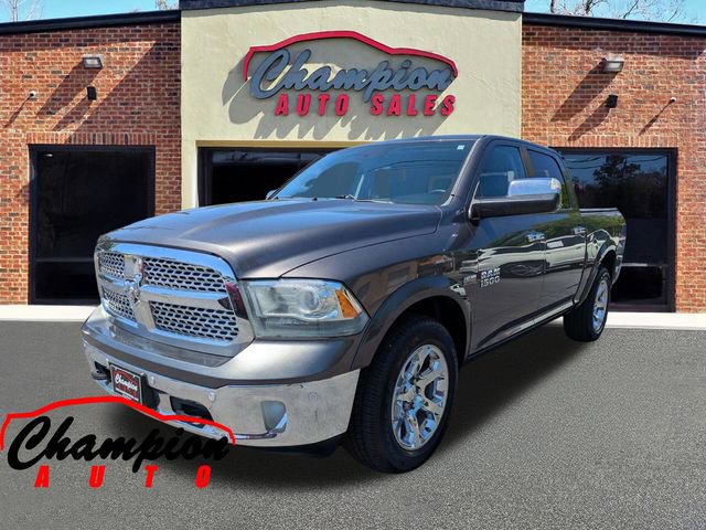 Used 2015 RAM 1500 Laramie w/ Convenience Group image 7