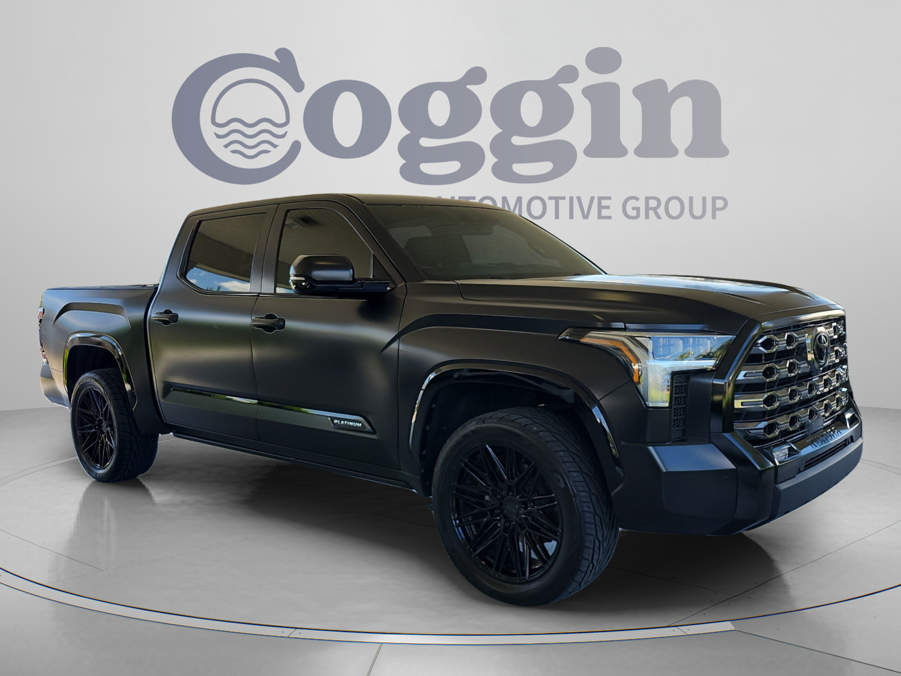 Used 2023 Toyota Tundra Platinum AWD/4WD image 7