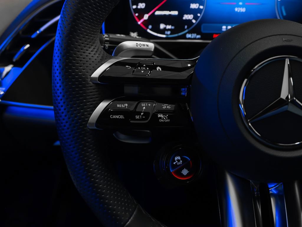 Used 2025 Mercedes-Benz E 53 AMG e 4MATIC Sedan image 53