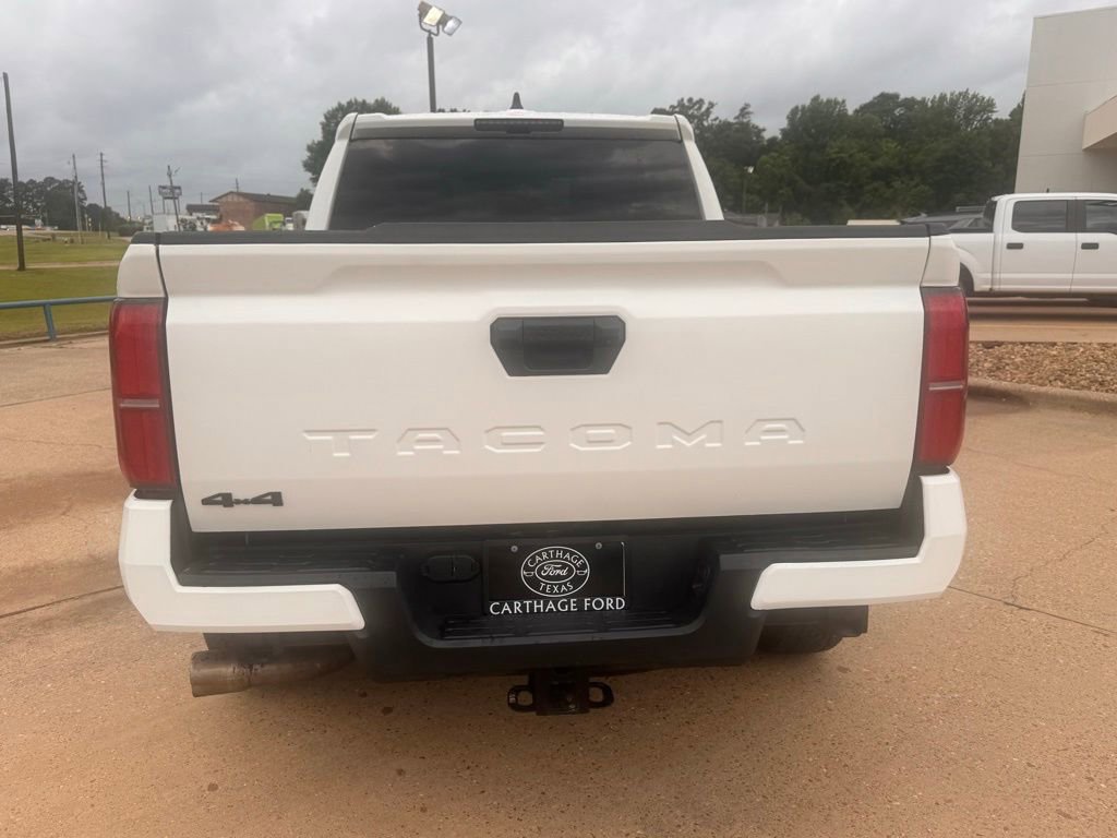 Used 2024 Toyota Tacoma TRD Off-Road AWD/4WD image 4