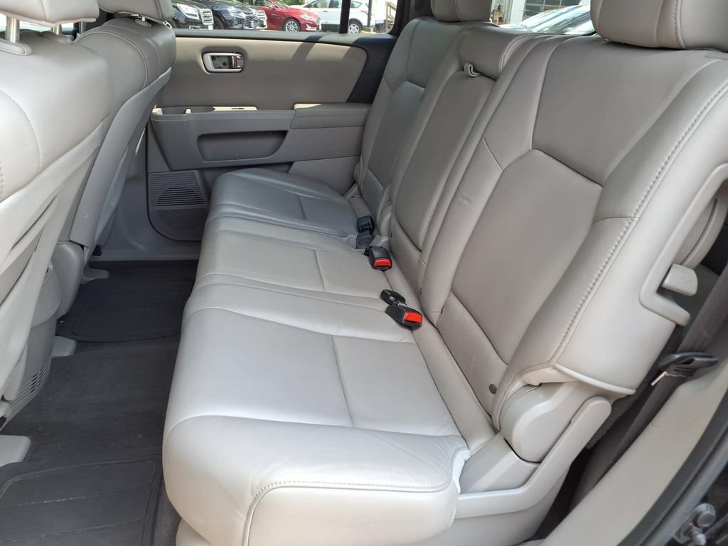 Used 2011 Honda Pilot EX-L image 17