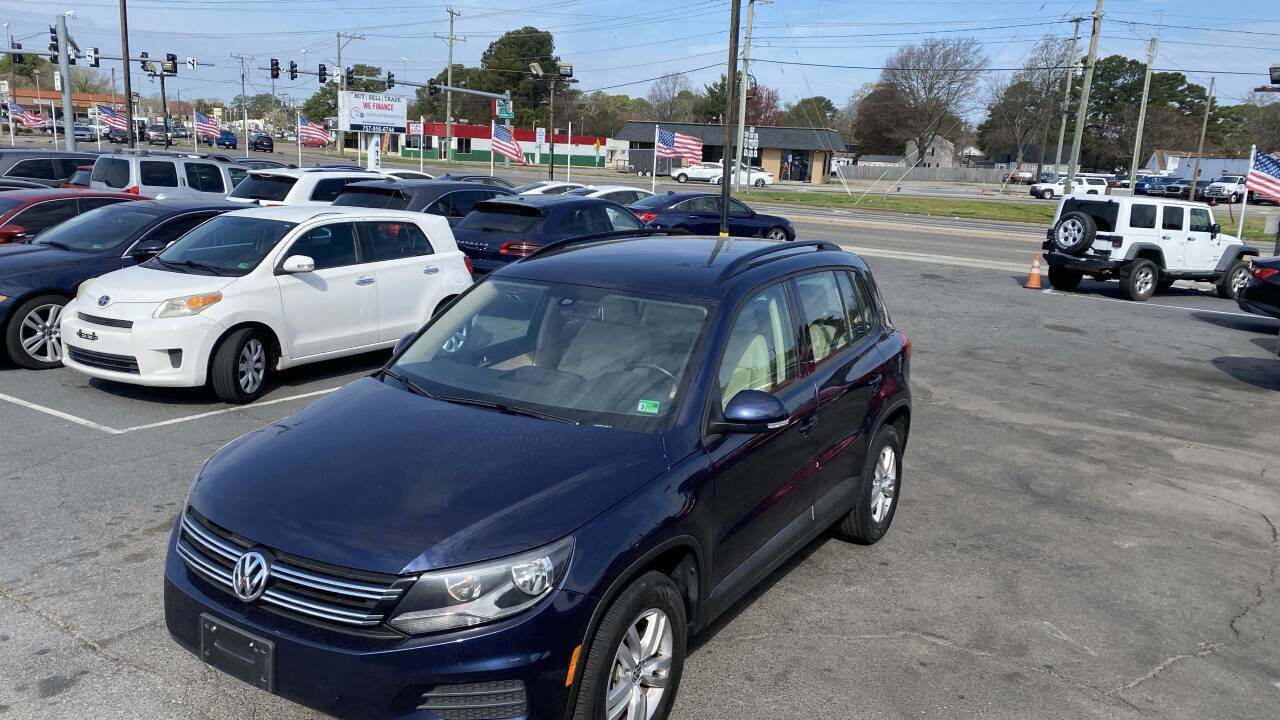 Used 2016 Volkswagen Tiguan S FWD image 6
