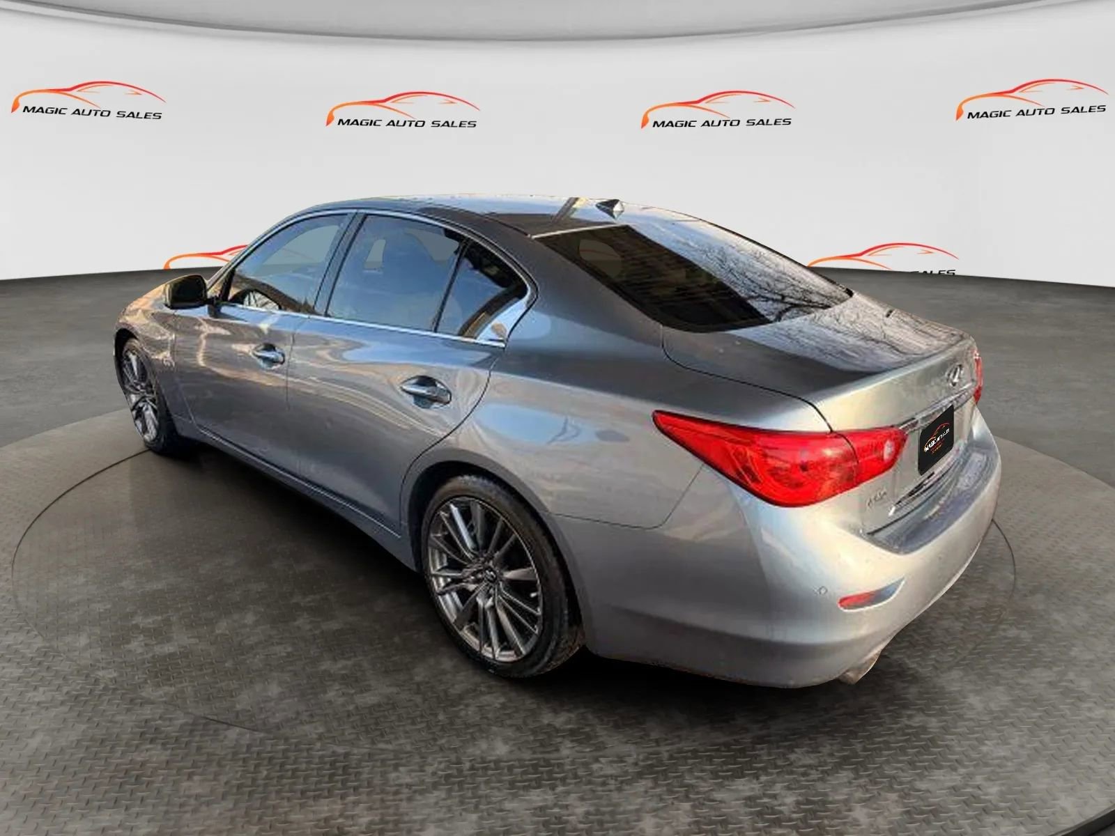 Used 2016 INFINITI Q50 Red Sport 400 AWD/4WD image 10