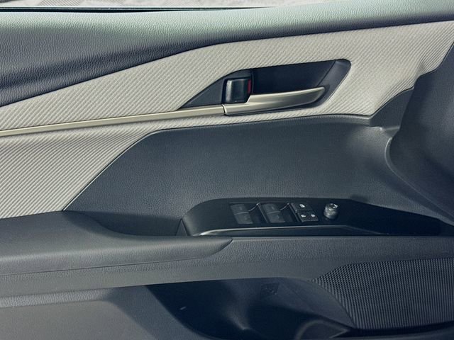 New 2026 Toyota Camry SE image 18