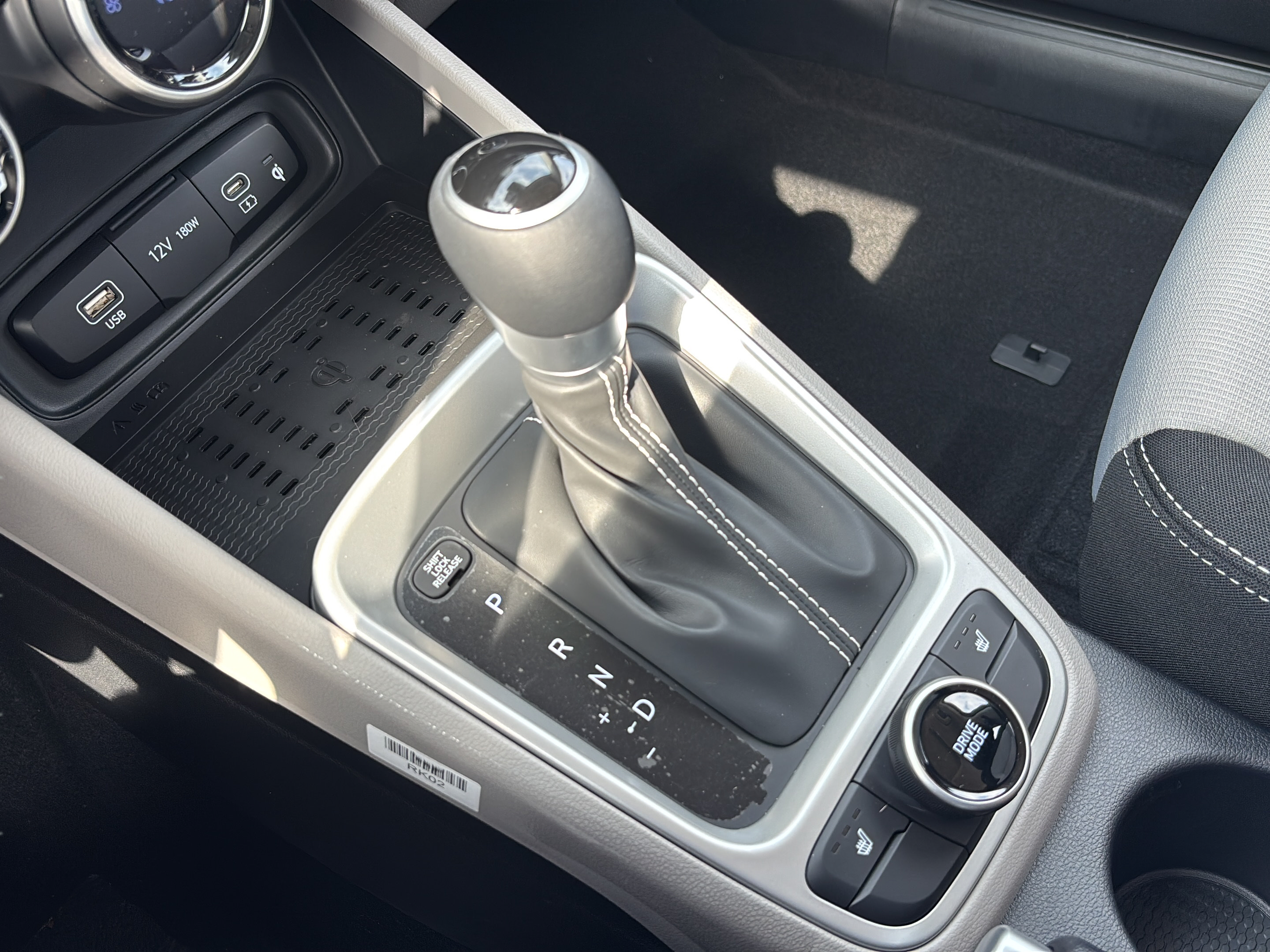 New 2026 Hyundai Venue SEL FWD image 17