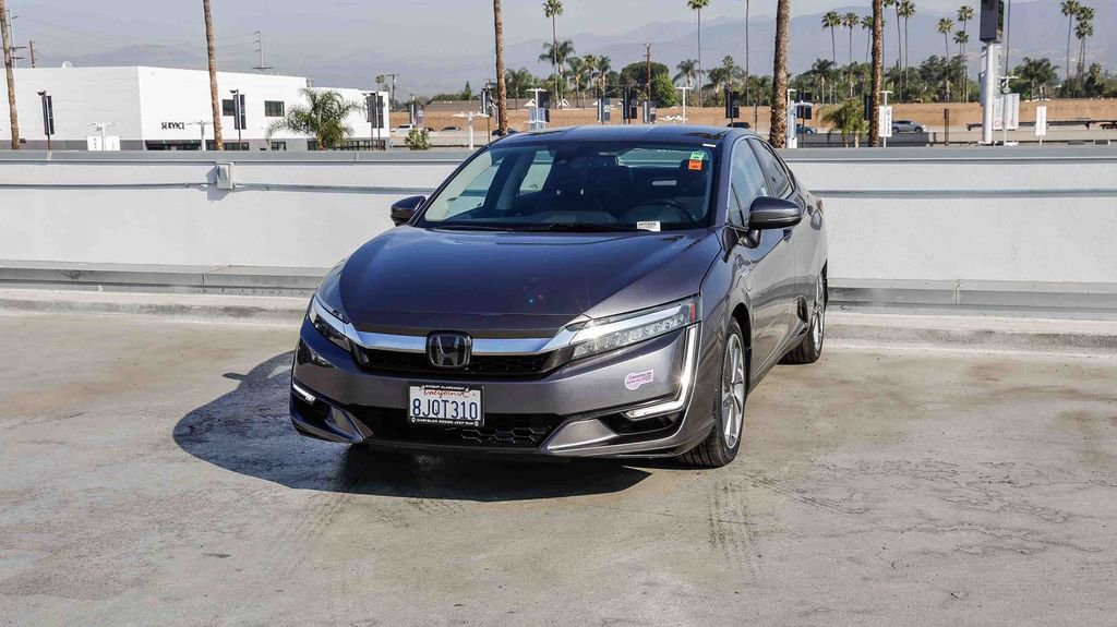 Used 2018 Honda Clarity Touring image 4