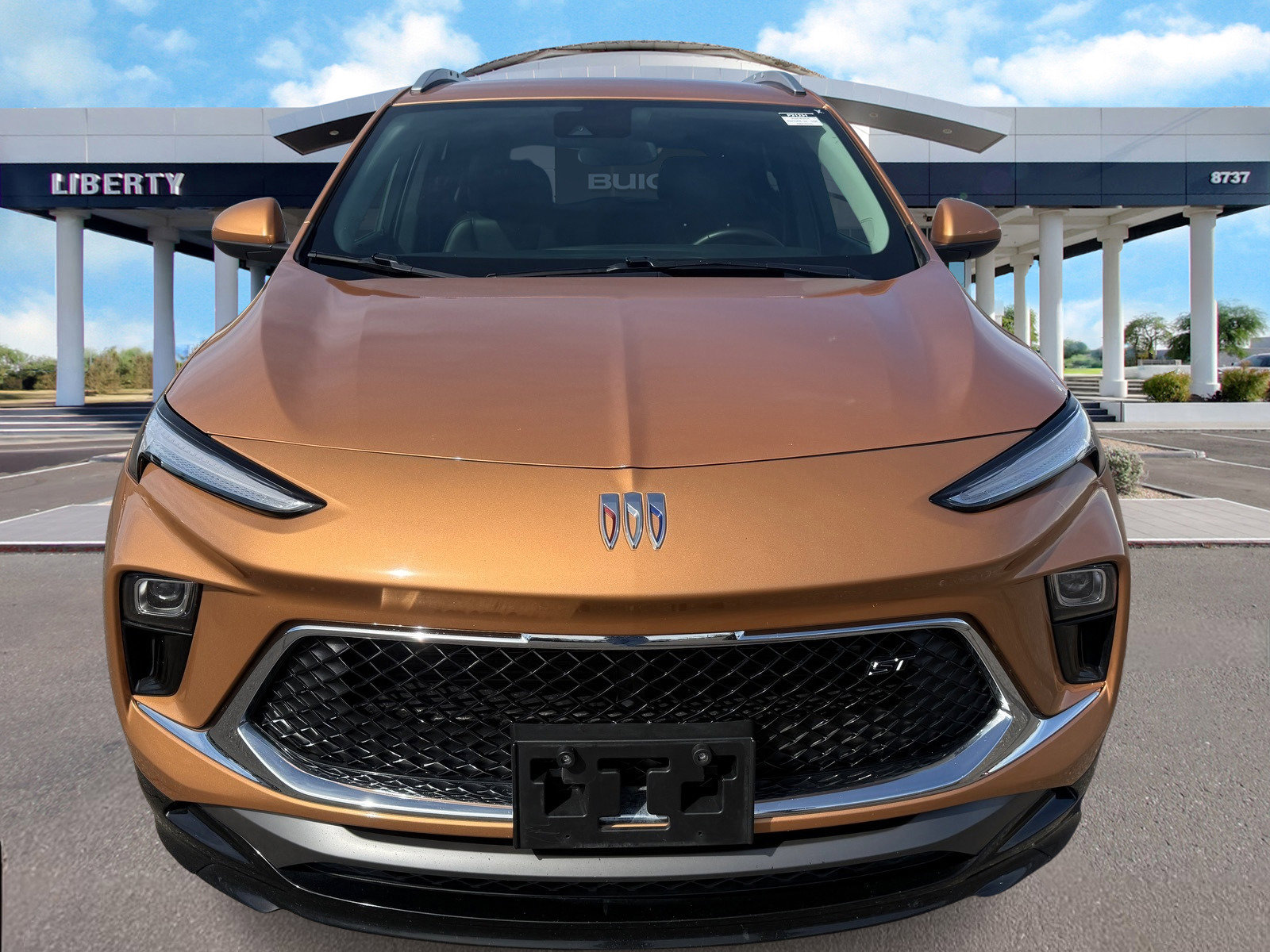 Used 2024 Buick Encore GX Sport Touring image 4