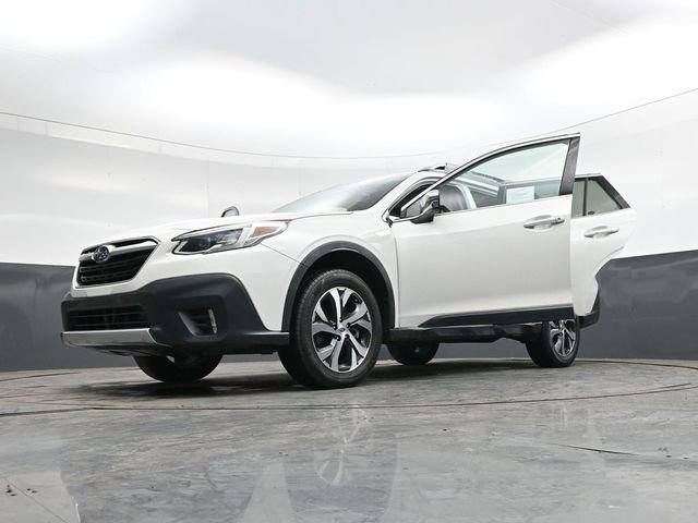 Used 2020 Subaru Outback Touring XT image 40