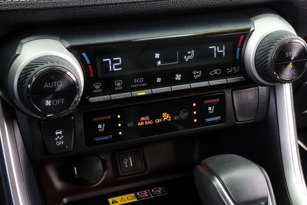 Used 2024 Toyota RAV4 Limited w/ Advanced Technology Package image 28