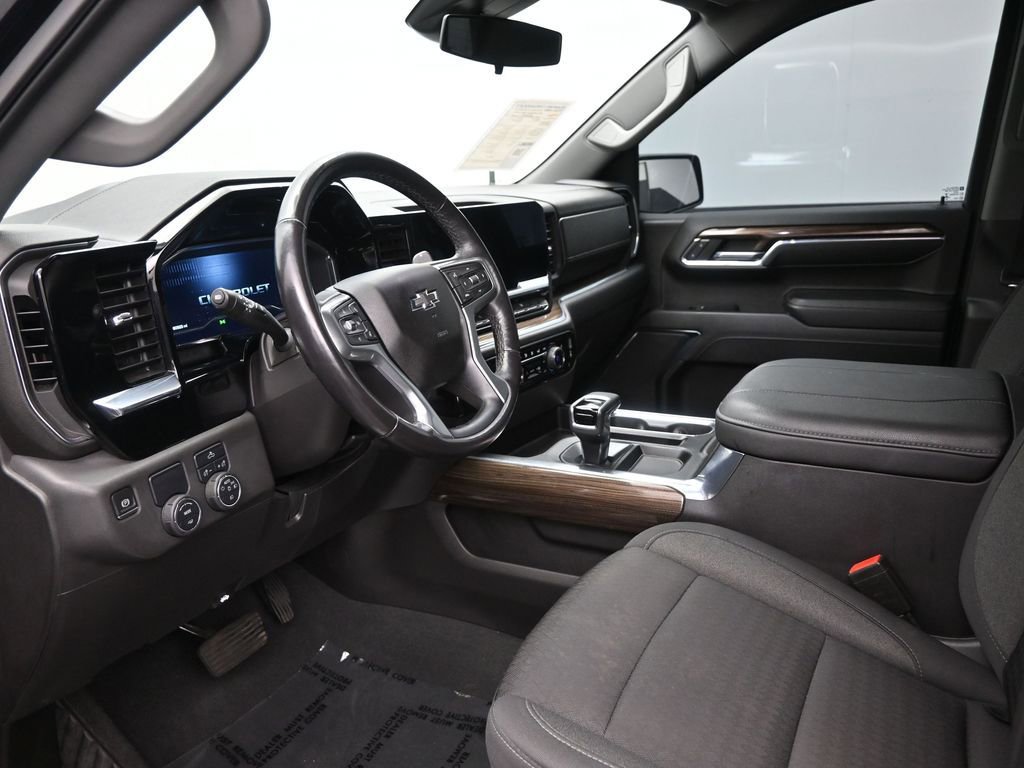 Used 2023 Chevrolet Silverado 1500 RST image 11
