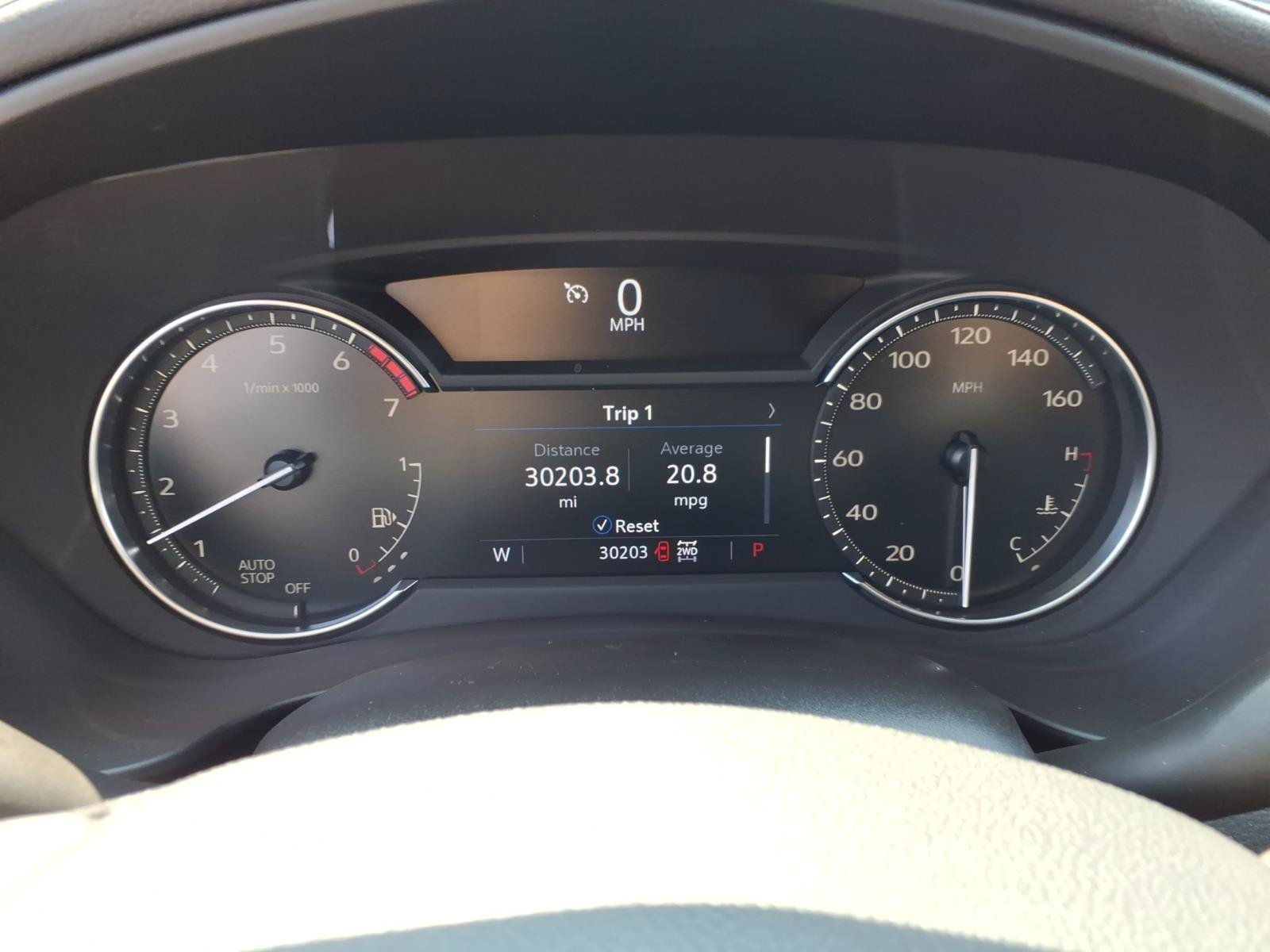 Certified 2023 Cadillac XT4 Luxury w/ Cold Weather Package AWD/4WD image 29