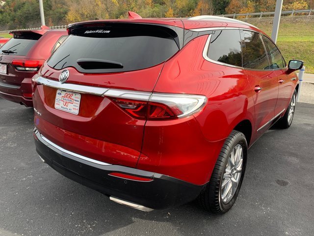 Used 2023 Buick Enclave Essence w/ Experience Buick Package image 4