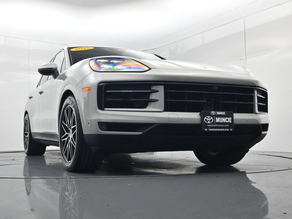 Used 2025 Porsche Cayenne S AWD/4WD image 49
