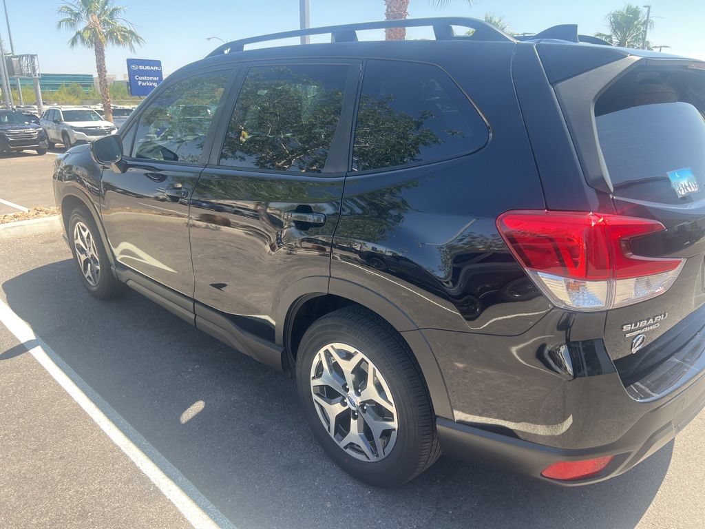 Used 2024 Subaru Forester Premium AWD/4WD image 30