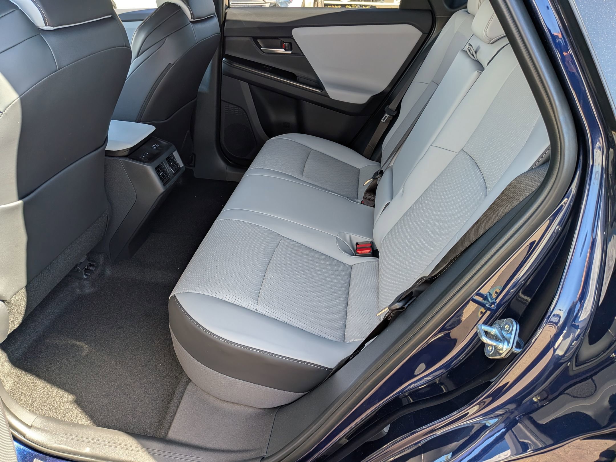 New 2026 Subaru Solterra image 18