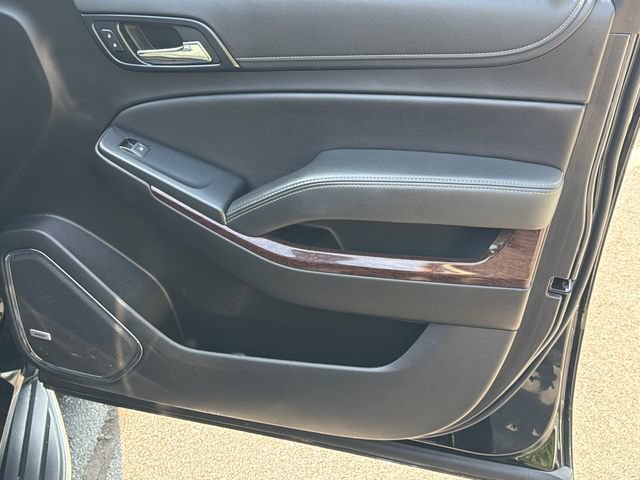 Used 2020 GMC Yukon XL SLT w/ Open Road Package RWD image 16