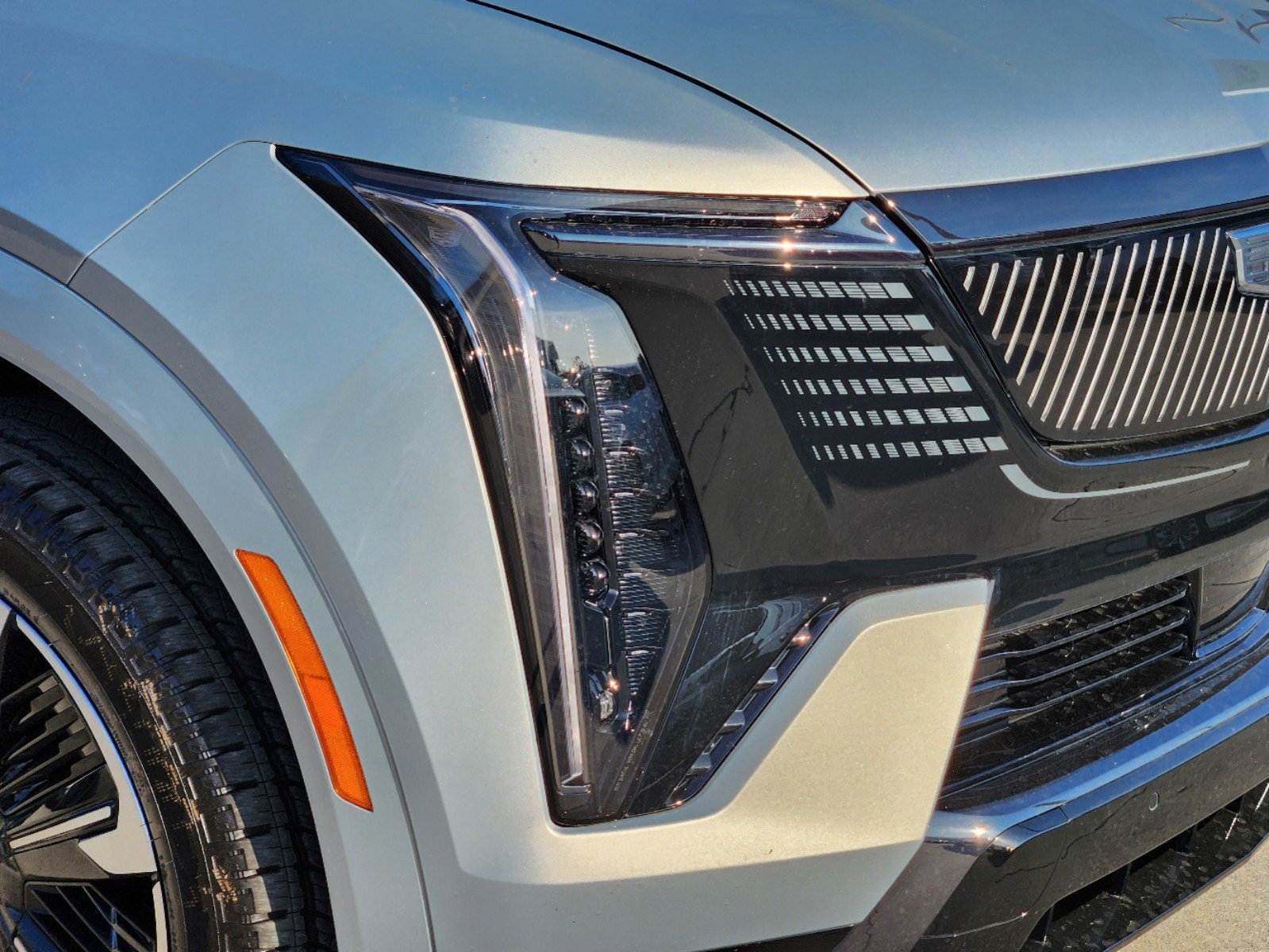 New 2025 Cadillac Escalade IQ Sport 1 w/ Smart Trailering package AWD/4WD image 9